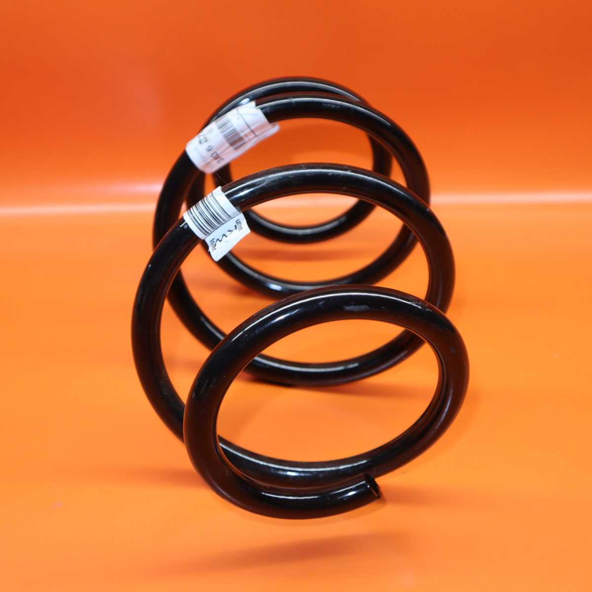 BMW X1 X2 COIL SPRING FRONT 2016 2017 2018 2019 3133 6872339 OEM