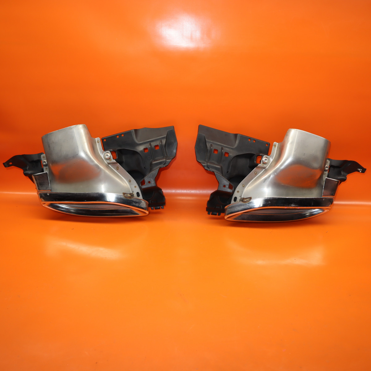 MERCEDES BENZ C300 EXHAUST TIP TAIL PIPE 2019 2020 2021 A205 490 0300 OEM