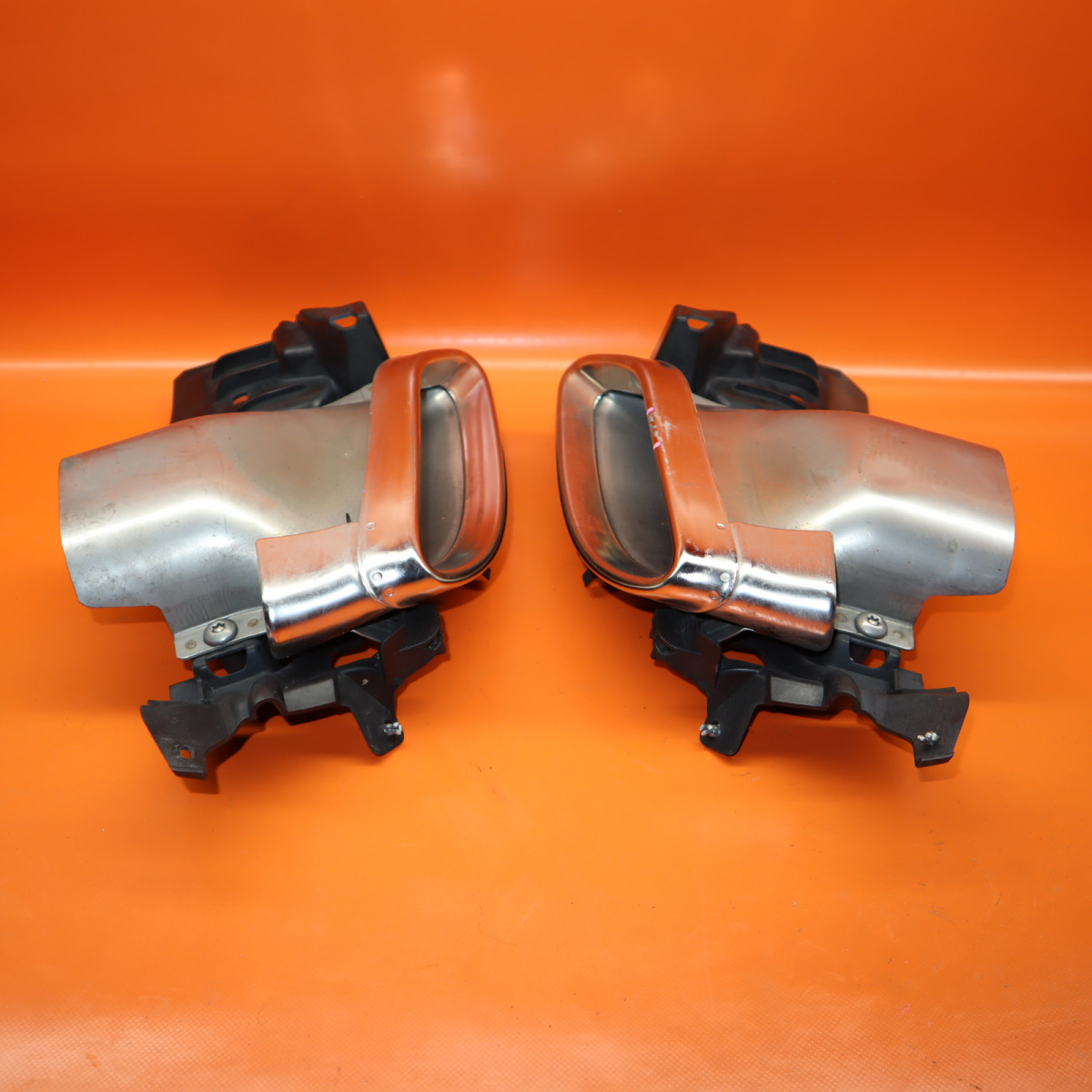 MERCEDES BENZ C300 EXHAUST TIP TAIL PIPE 2019 2020 2021 A205 490 0300 OEM