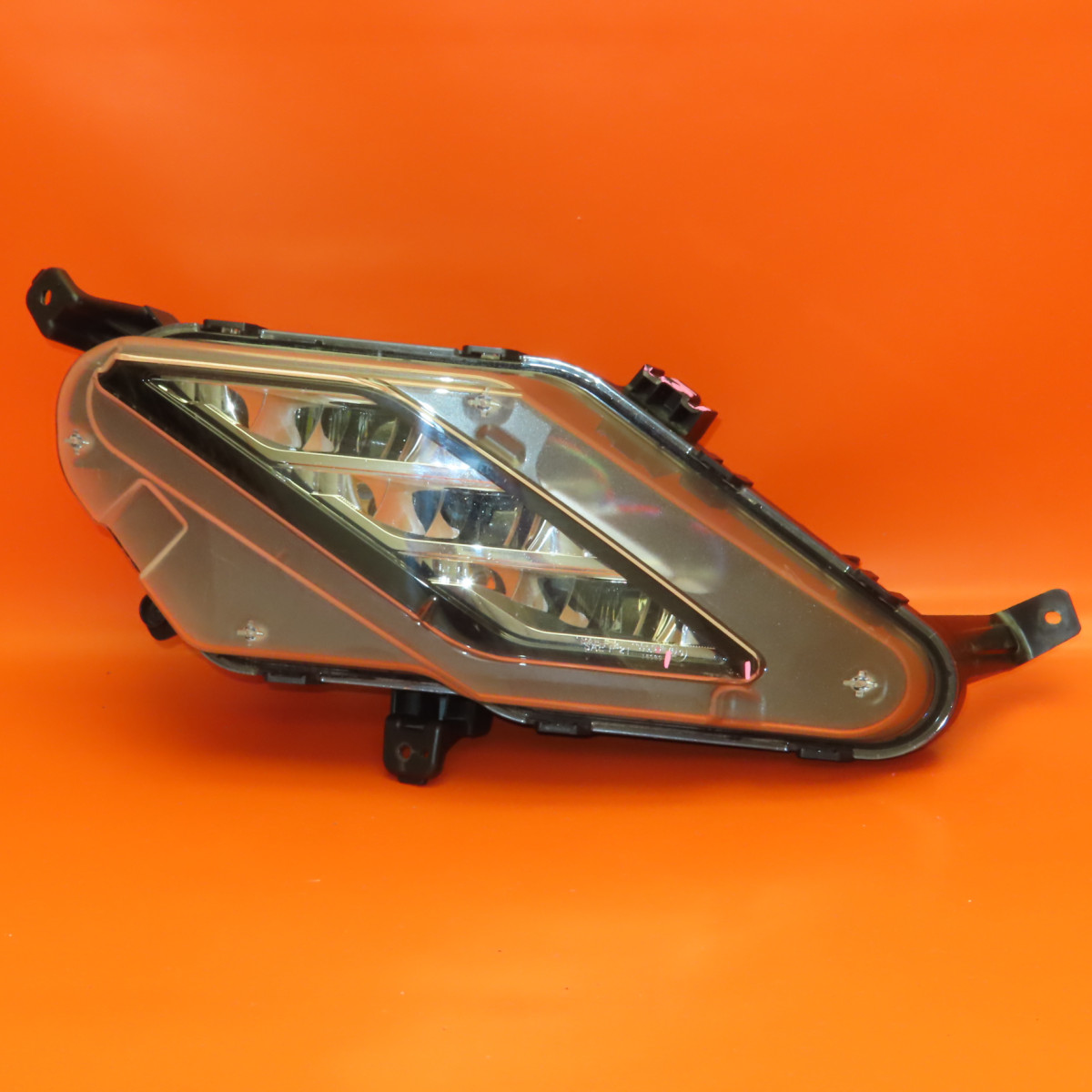 Makerauto Left Driver Side Headlight For 2022-2023 Kia Forte – Halogen With LED DRL – 92101-M7600