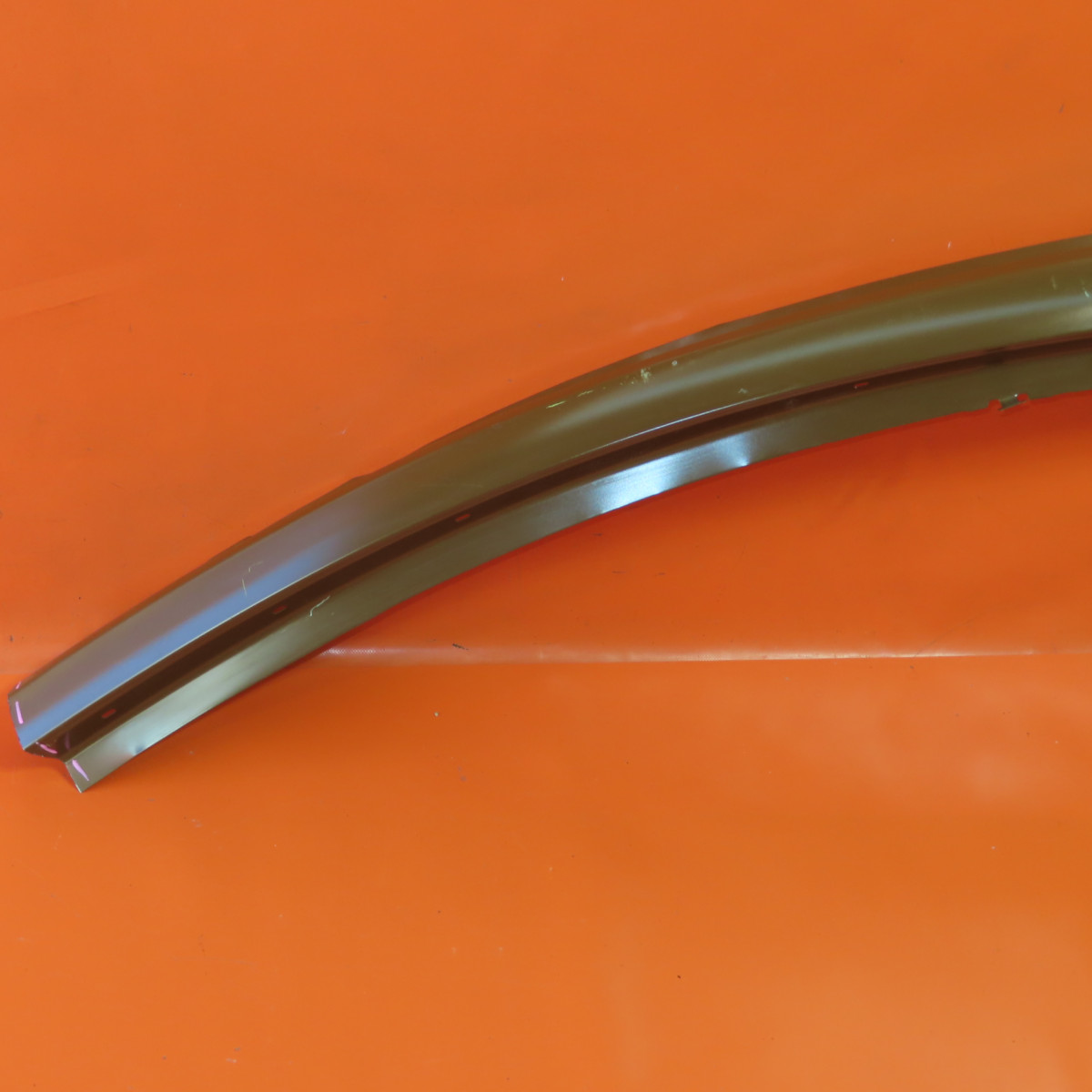 TESLA MODEL Y APILLAR BODY PANEL RIGHT UPPER 2020 2021 2022 2023