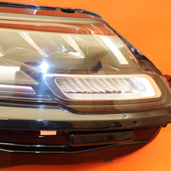 Range Rover Velar Headlight Right Passenger 2018-2021